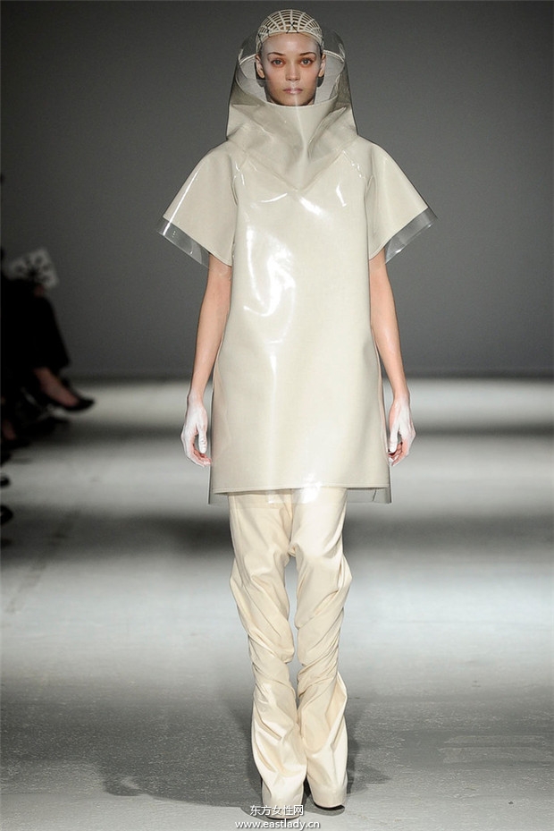 Gareth Pugh巴黎時裝周2014秋冬新品發(fā)布