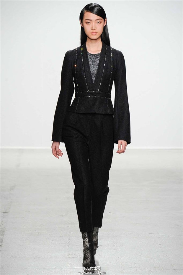 John Galliano巴黎時(shí)裝周2014秋冬新品發(fā)布