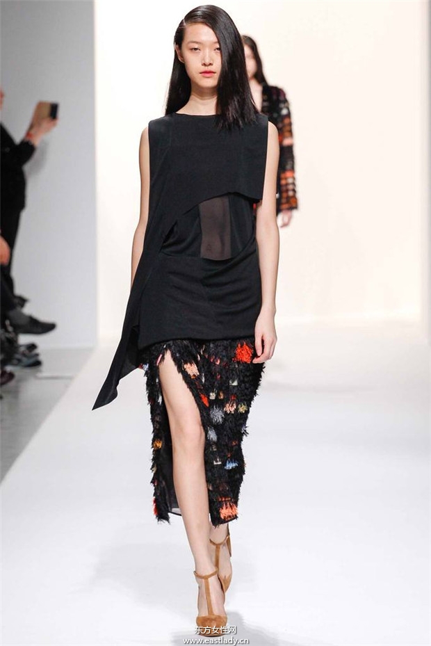 Chalayan巴黎時(shí)裝周2014秋冬新品發(fā)布