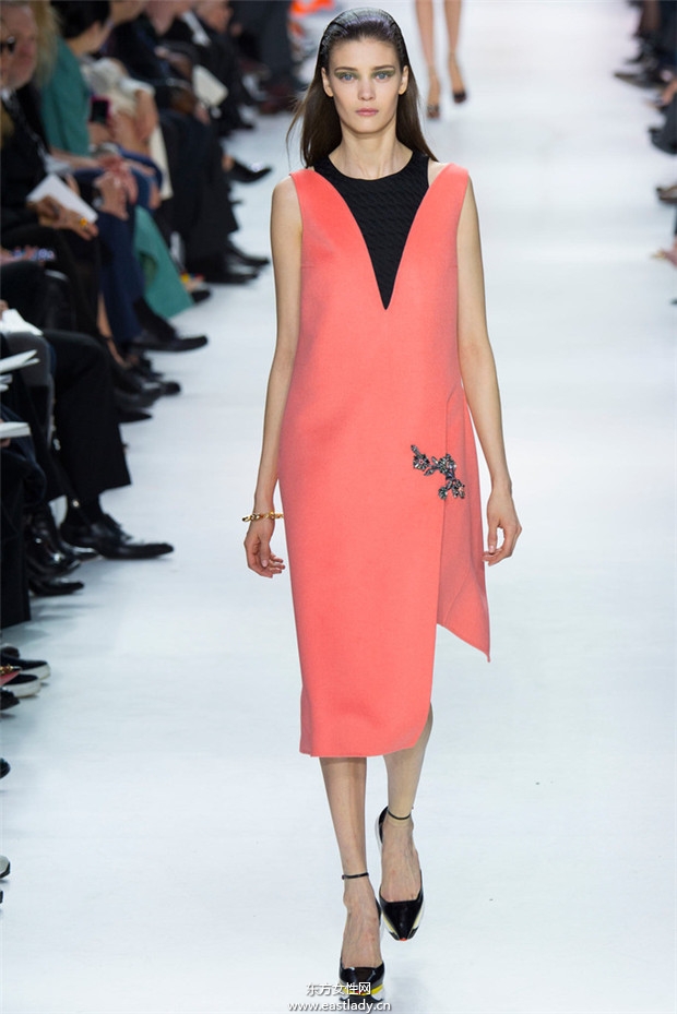 Christian Dior巴黎時(shí)裝周2014秋冬新品發(fā)布