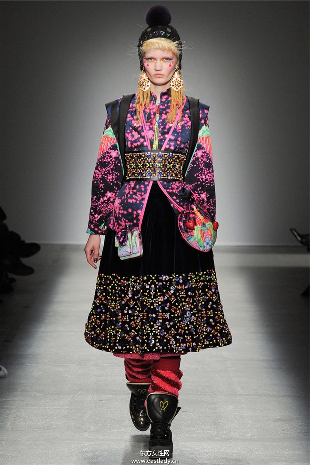 Manish Arora巴黎時(shí)裝周2014秋冬新品發(fā)布