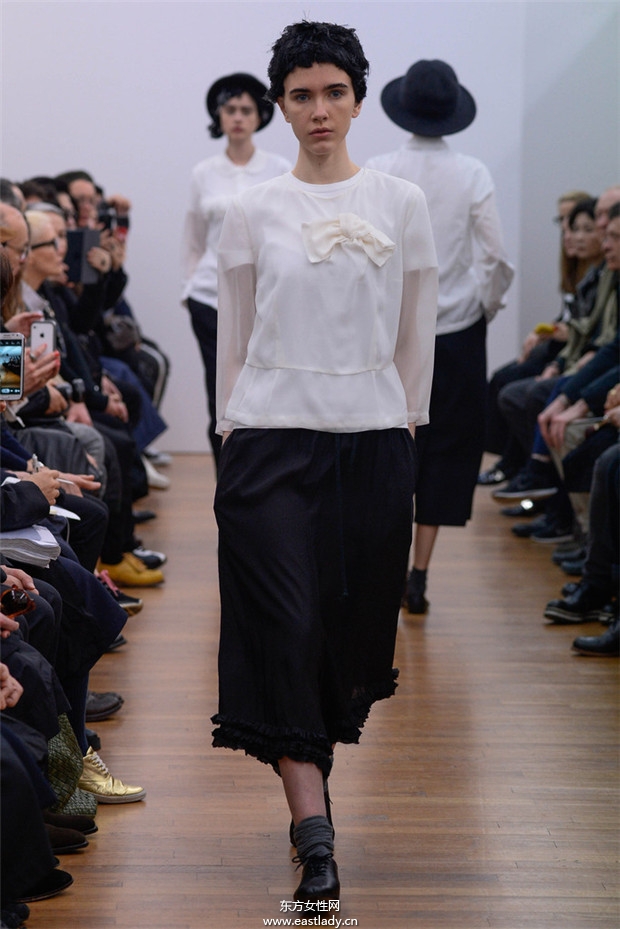 Comme des Gar&ccedil;ons巴黎時(shí)裝周2014秋冬新品發(fā)布