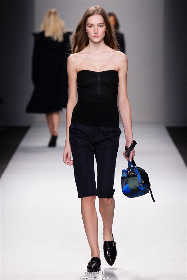 Vanessa Bruno巴黎時(shí)裝周2014秋冬新品發(fā)布