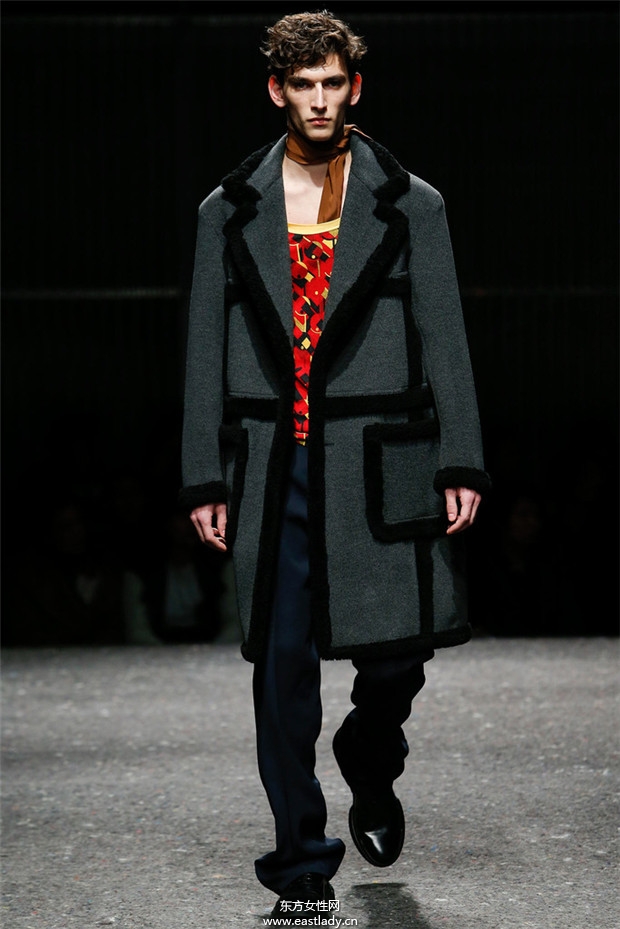 Prada米蘭時(shí)裝周2014秋冬新品發(fā)布