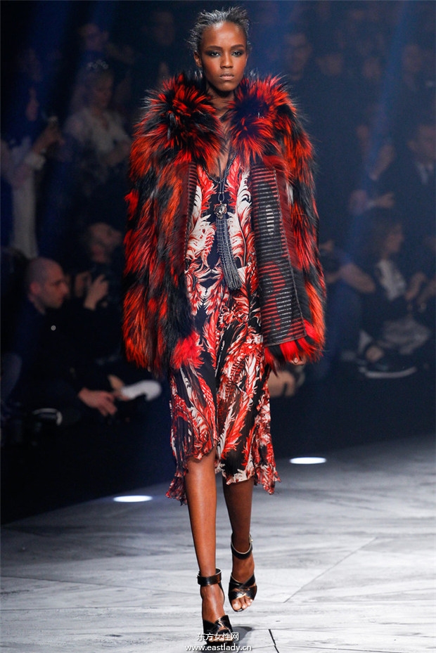 Roberto Cavalli米蘭時(shí)裝周2014秋冬新品發(fā)布