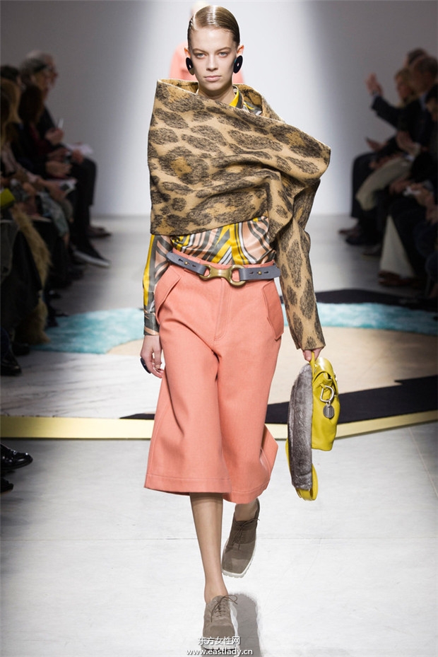 Acne Studios巴黎時(shí)裝周2014秋冬新品發(fā)布