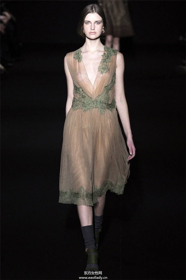 Alberta Ferretti米蘭時(shí)裝周2014秋冬新品發(fā)布