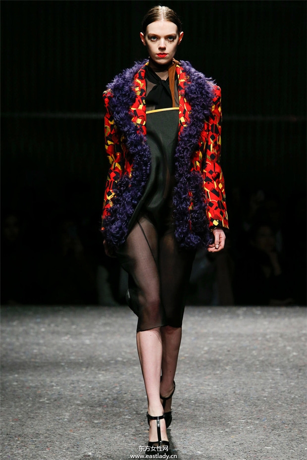 Prada米蘭時(shí)裝周2014秋冬新品發(fā)布