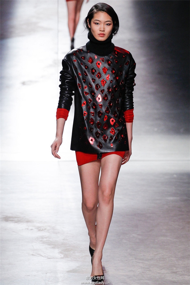 Anthony Vaccarello巴黎時裝周2014秋冬新品發(fā)布