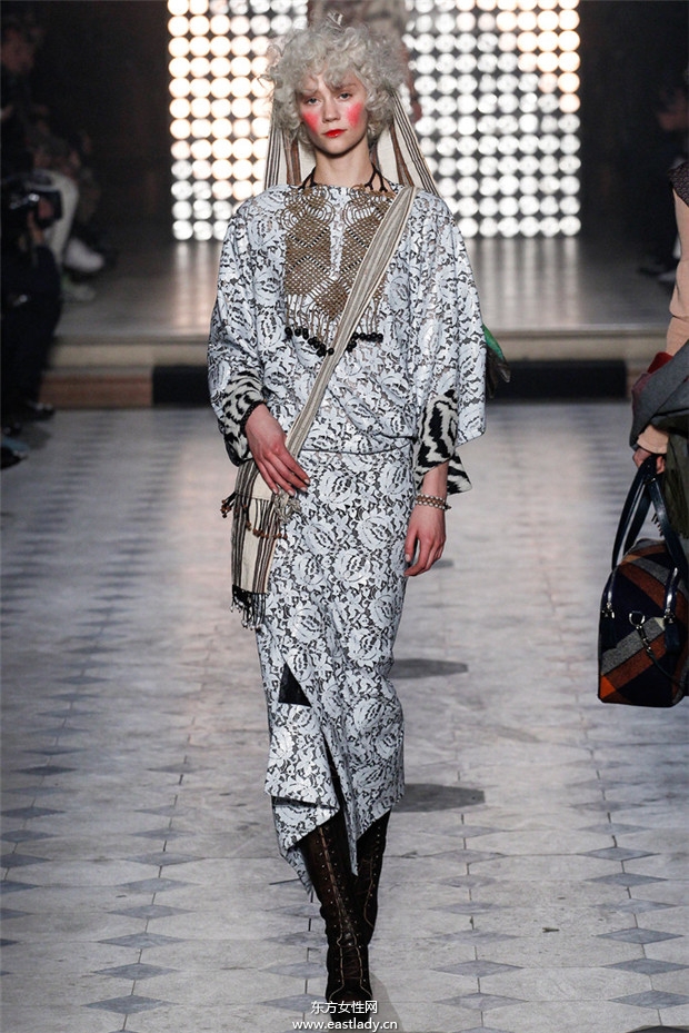 Vivienne Westwood巴黎時裝周2014秋冬新品發(fā)布