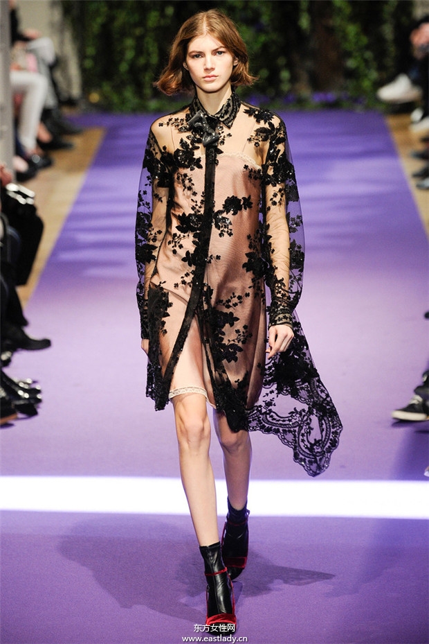 Alexis Mabille巴黎時(shí)裝周2014秋冬新品發(fā)布