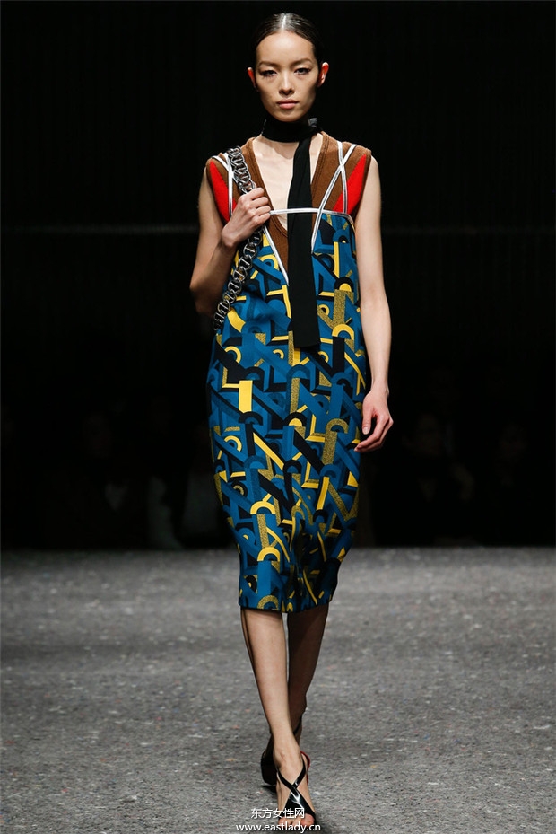 Prada米蘭時(shí)裝周2014秋冬新品發(fā)布