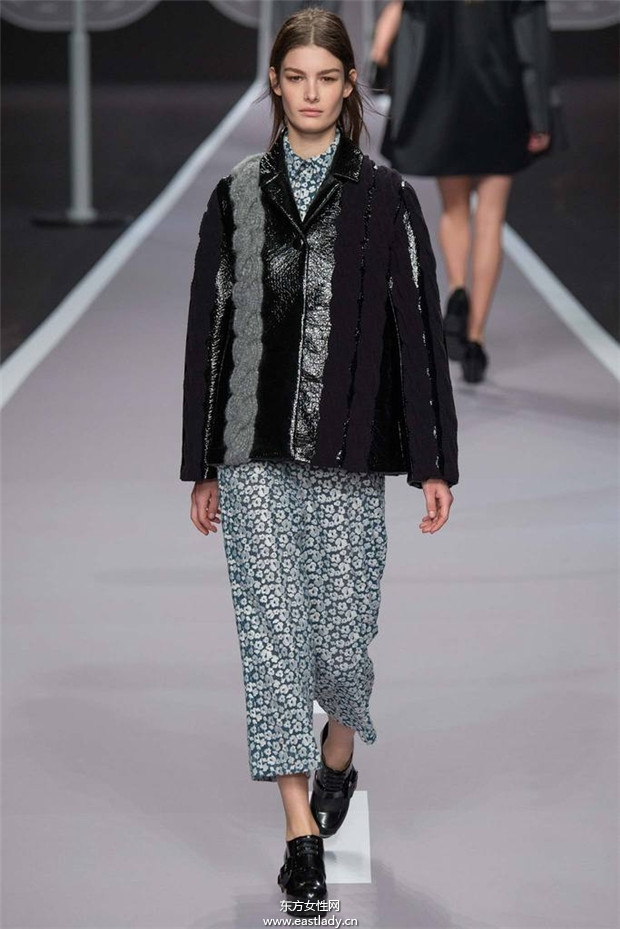 Viktor & Rolf巴黎時裝周2014秋冬新品發(fā)布