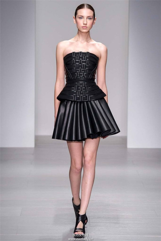 David Koma倫敦時裝周2014秋冬新品發(fā)布