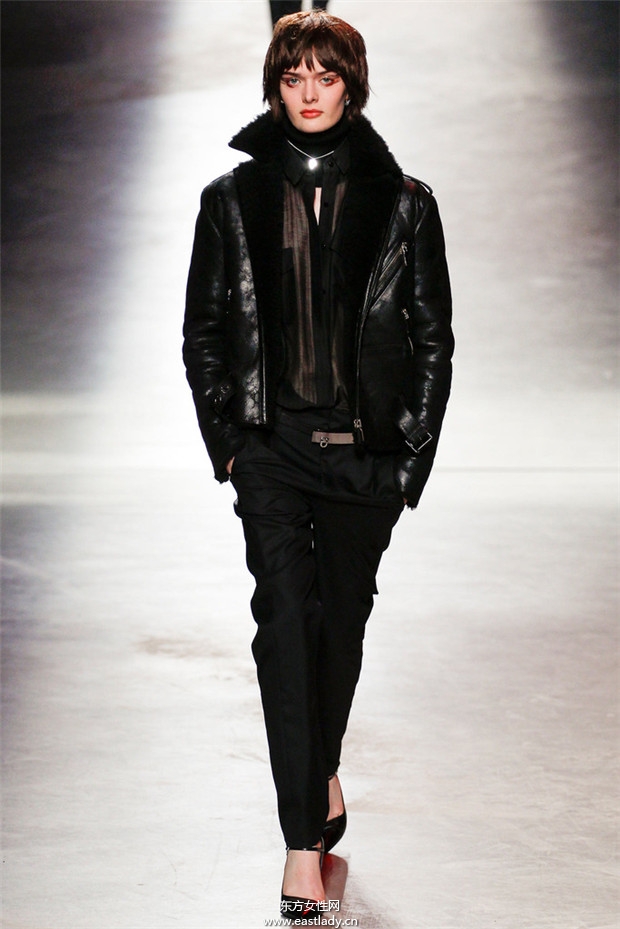 Anthony Vaccarello巴黎時裝周2014秋冬新品發(fā)布