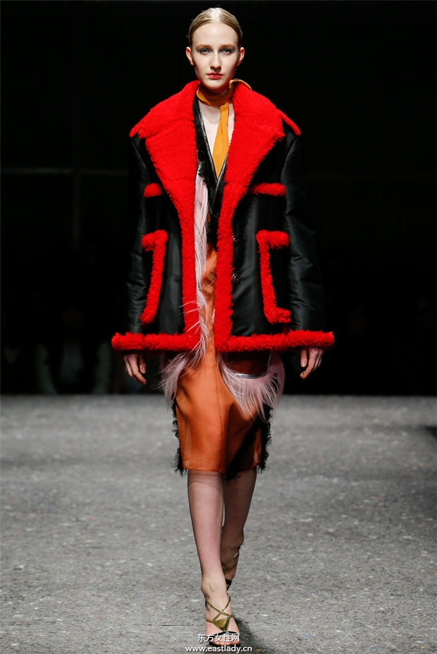 Prada米蘭時(shí)裝周2014秋冬新品發(fā)布