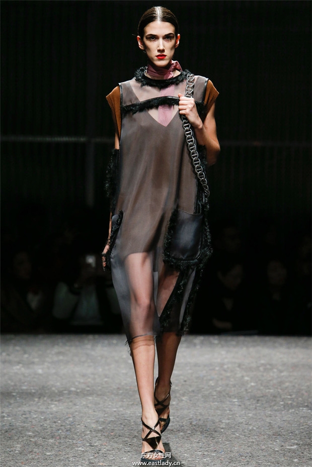 Prada米蘭時(shí)裝周2014秋冬新品發(fā)布