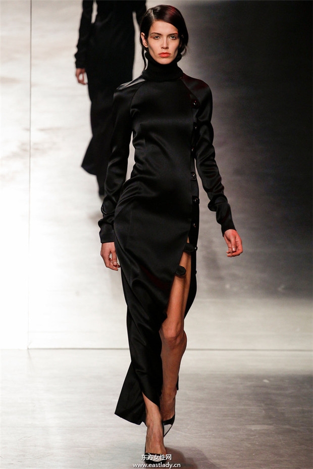 Anthony Vaccarello巴黎時裝周2014秋冬新品發(fā)布