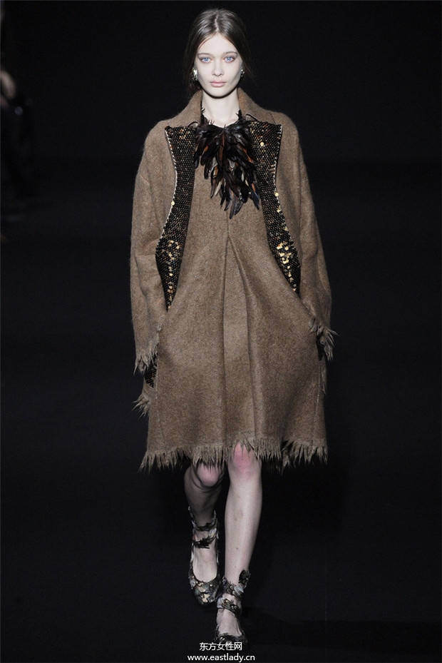 Alberta Ferretti米蘭時(shí)裝周2014秋冬新品發(fā)布