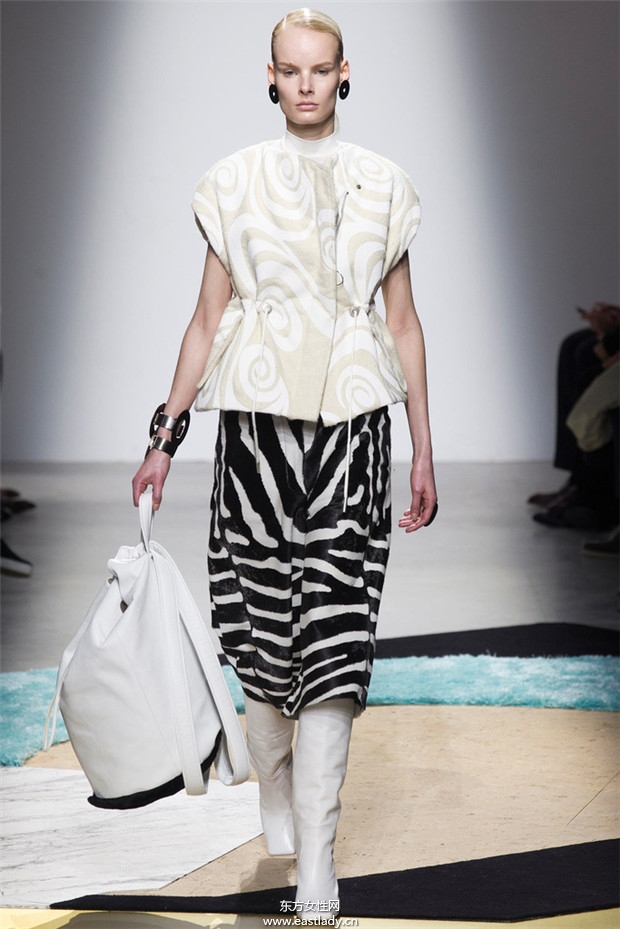 Acne Studios巴黎時(shí)裝周2014秋冬新品發(fā)布