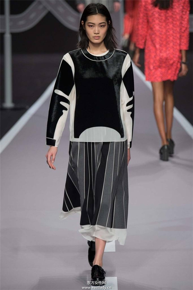 Viktor & Rolf巴黎時裝周2014秋冬新品發(fā)布