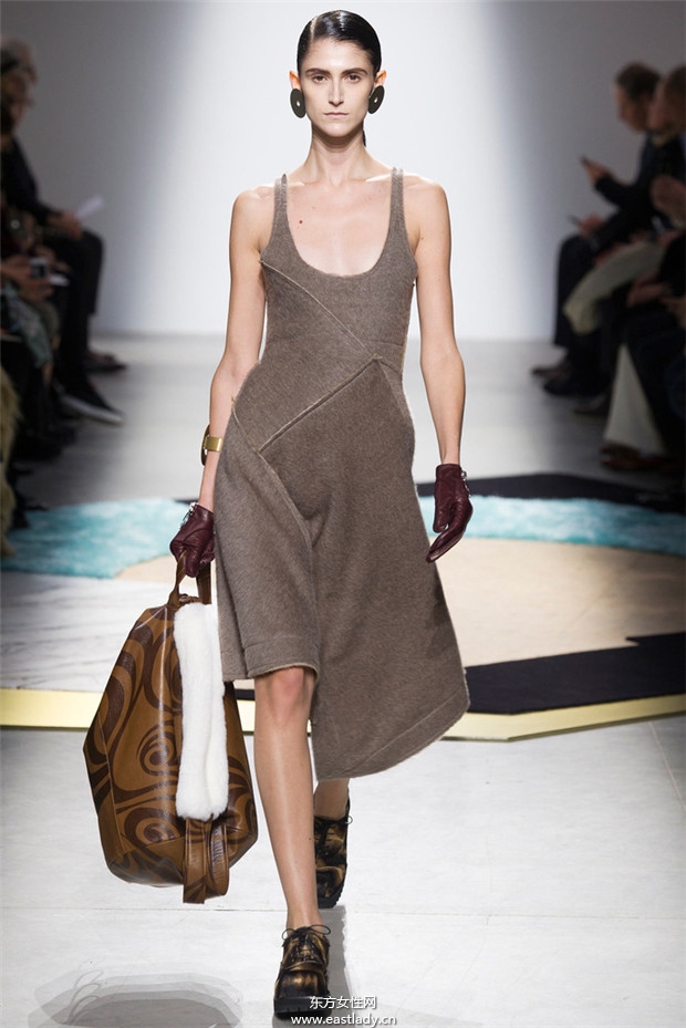 Acne Studios巴黎時(shí)裝周2014秋冬新品發(fā)布