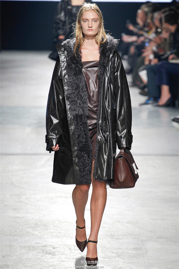 Christopher Kane倫敦時(shí)裝周2014秋冬新品發(fā)布