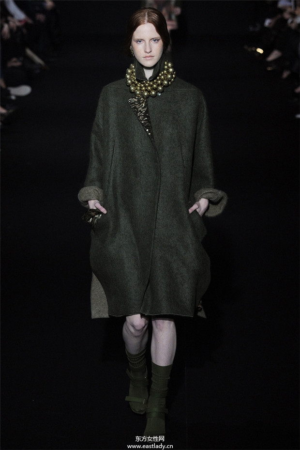Alberta Ferretti米蘭時(shí)裝周2014秋冬新品發(fā)布