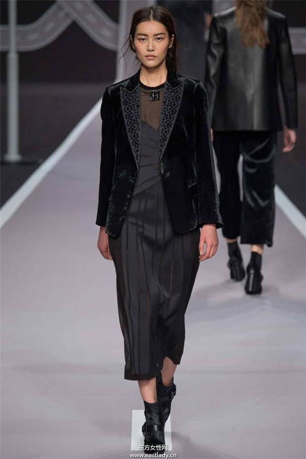 Viktor & Rolf巴黎時裝周2014秋冬新品發(fā)布