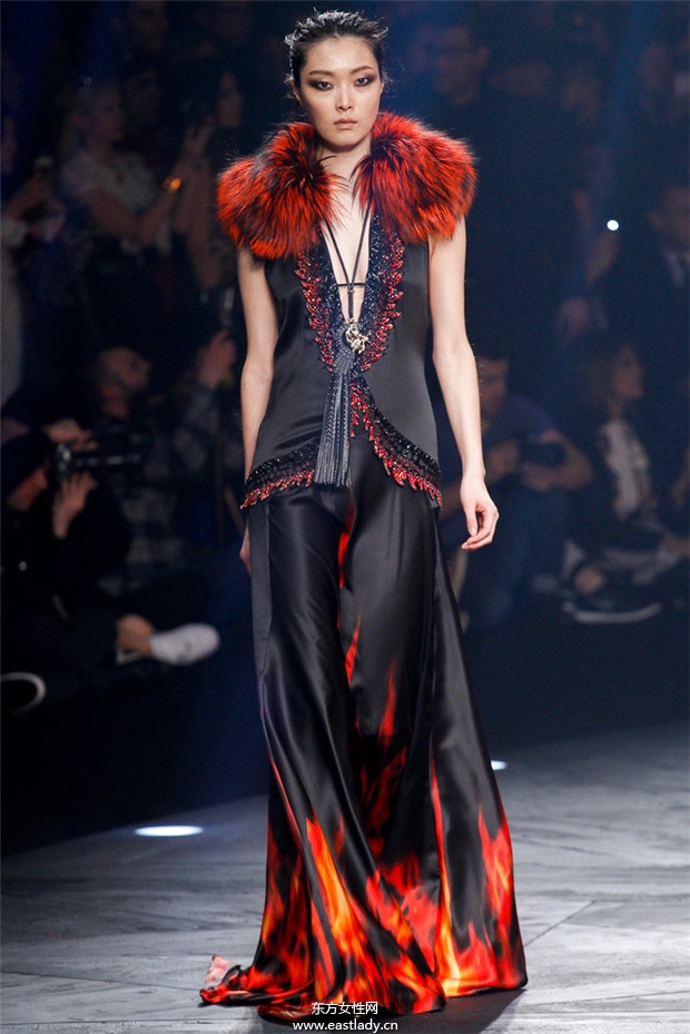Roberto Cavalli米蘭時(shí)裝周2014秋冬新品發(fā)布
