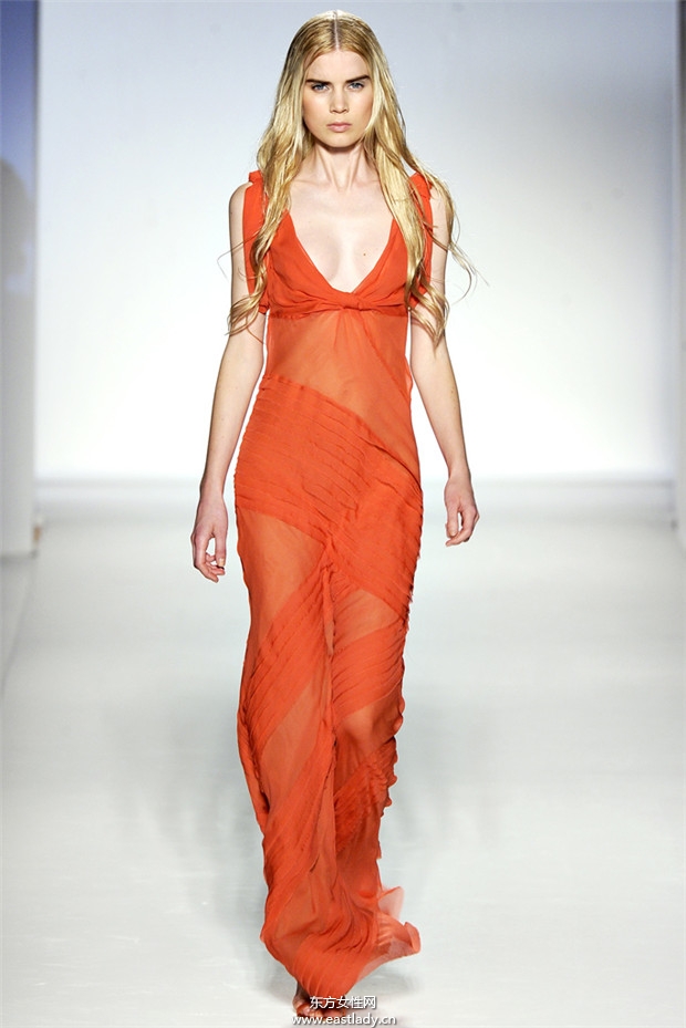 Alberta Ferretti 2014春夏女裝流行服飾時(shí)尚大片