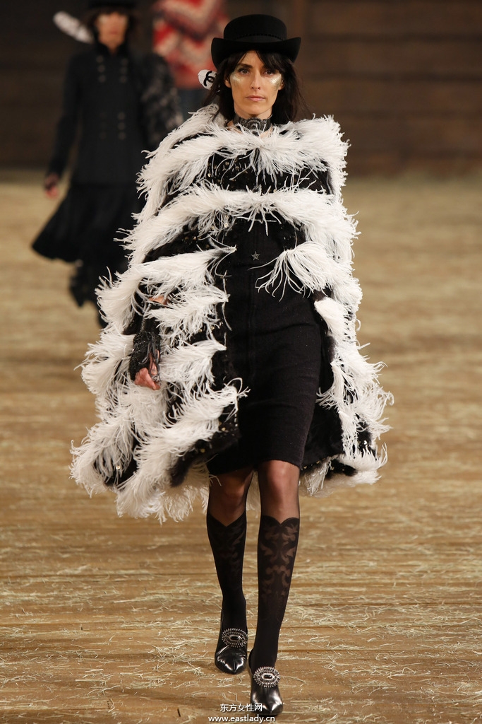 Chanel(香奈兒)2014早秋女裝流行服飾時尚大片