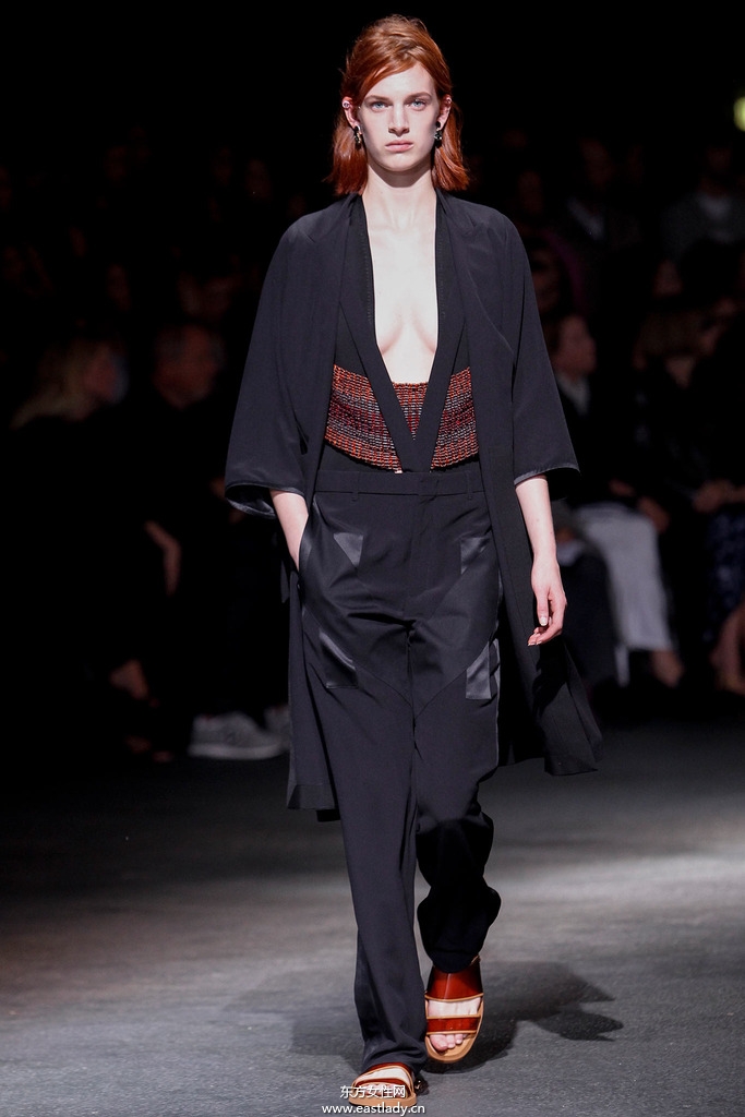 Givenchy(紀(jì)梵希)2014春夏流行服飾時(shí)尚大片