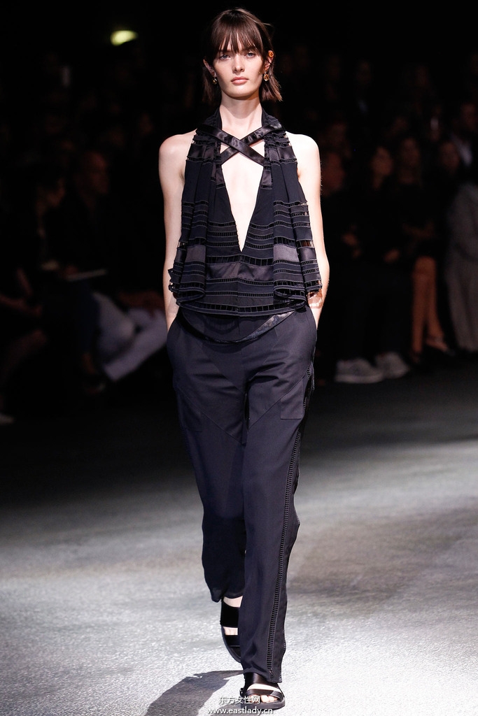 Givenchy(紀(jì)梵希)2014春夏流行服飾時(shí)尚大片