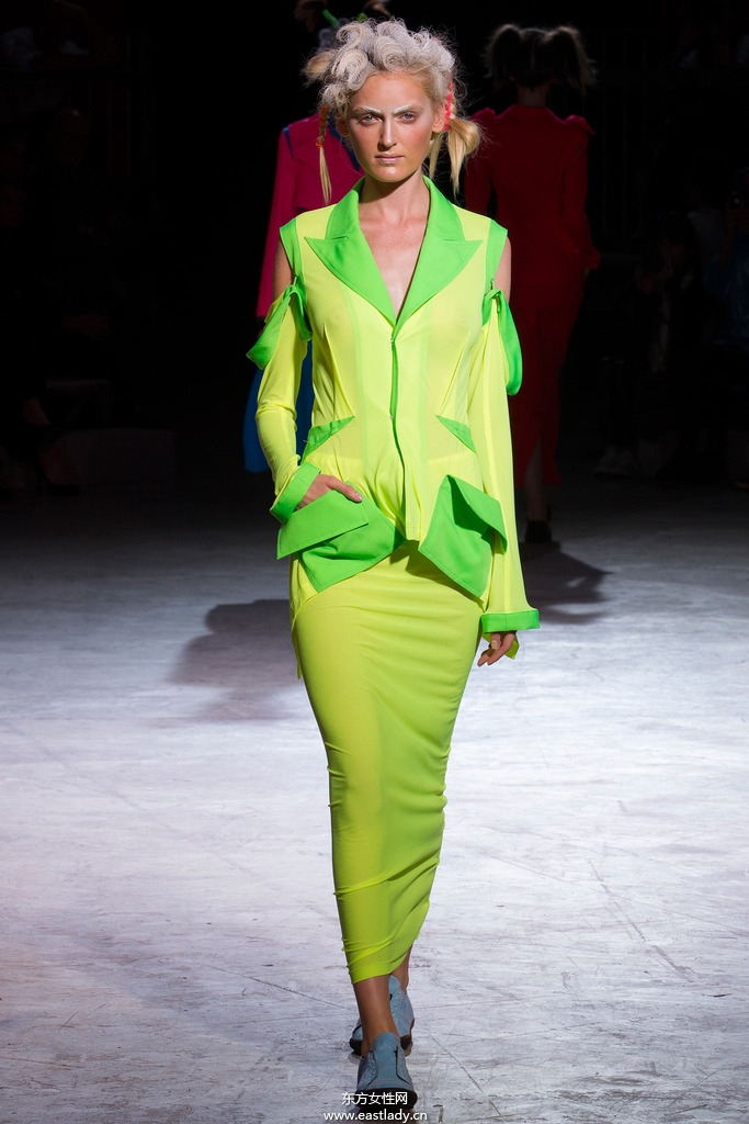 Yohji Yamamoto(山本耀司)2014春夏流行服飾時尚大片