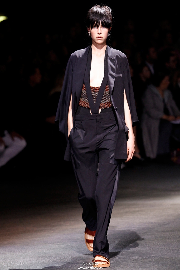Givenchy(紀(jì)梵希)2014春夏流行服飾時(shí)尚大片