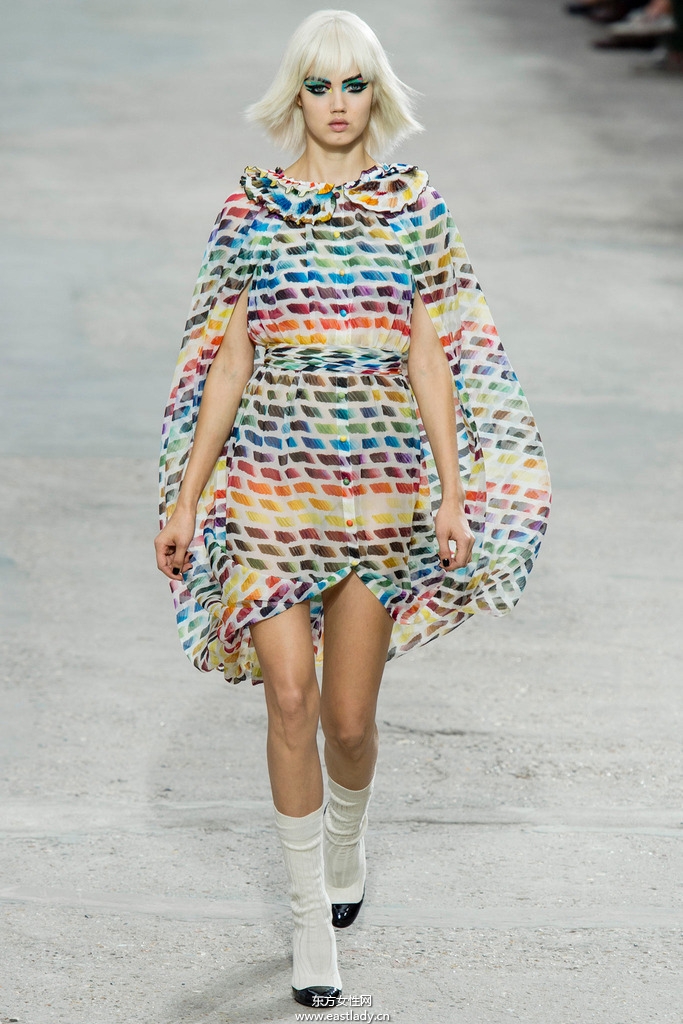 Chanel（香奈兒）巴黎2014春夏流行服飾時尚大片