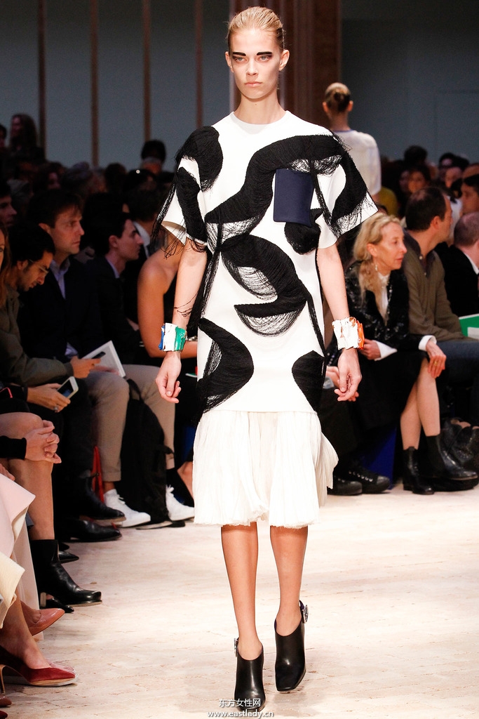 Céline（賽琳）2014春夏流行服飾時(shí)尚大片