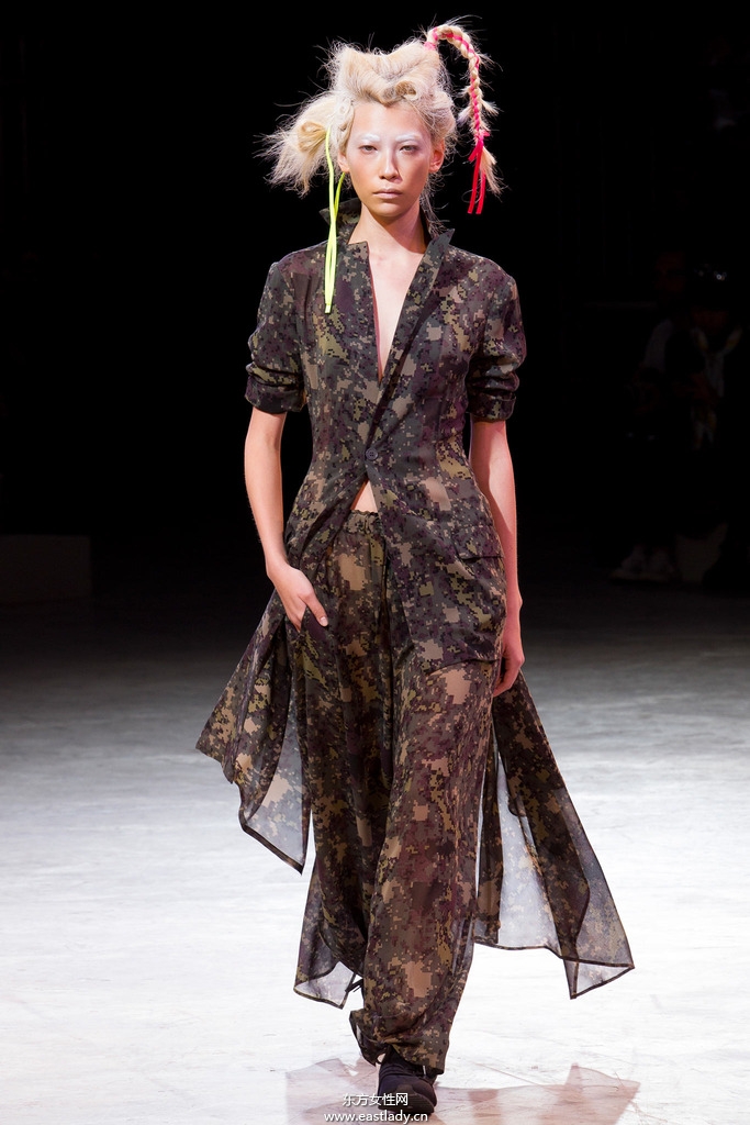 Yohji Yamamoto(山本耀司)2014春夏流行服飾時尚大片