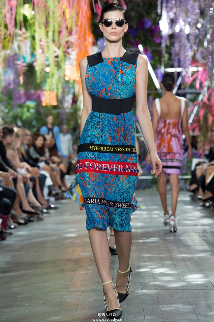 Christina Dior（克里斯汀·迪奧）2014春夏流行服飾時(shí)尚大片