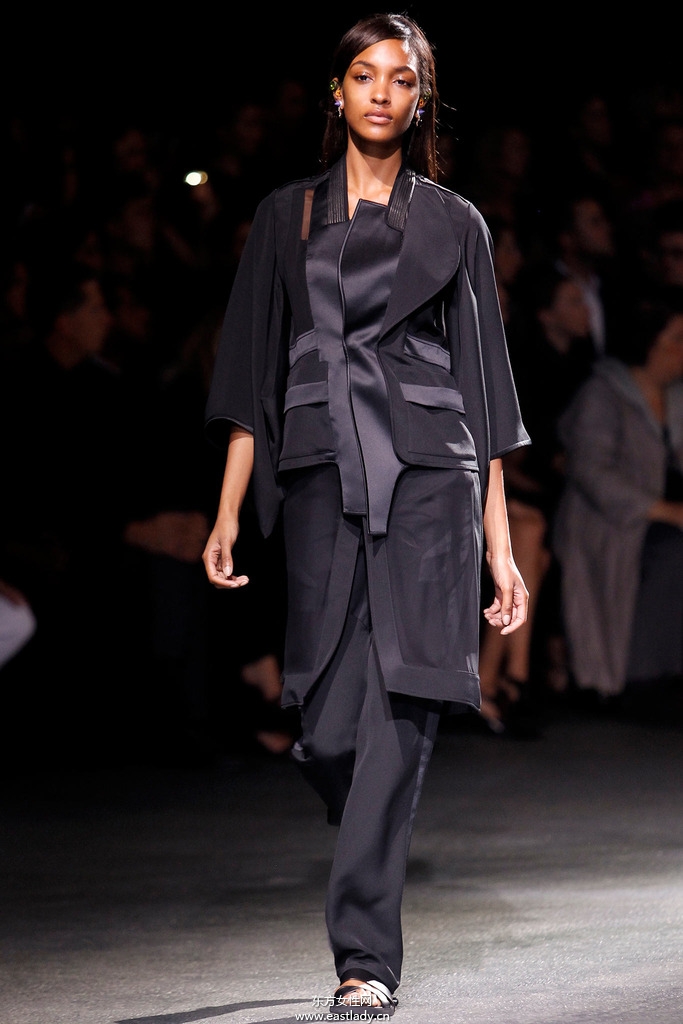 Givenchy(紀(jì)梵希)2014春夏流行服飾時(shí)尚大片