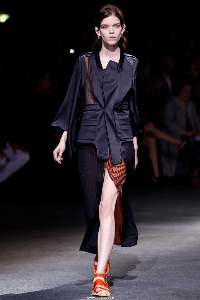 Givenchy(紀(jì)梵希)2014春夏流行服飾時(shí)尚大片