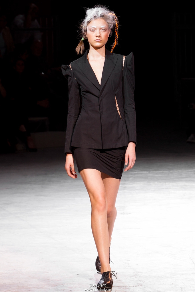 Yohji Yamamoto(山本耀司)2014春夏流行服飾時尚大片