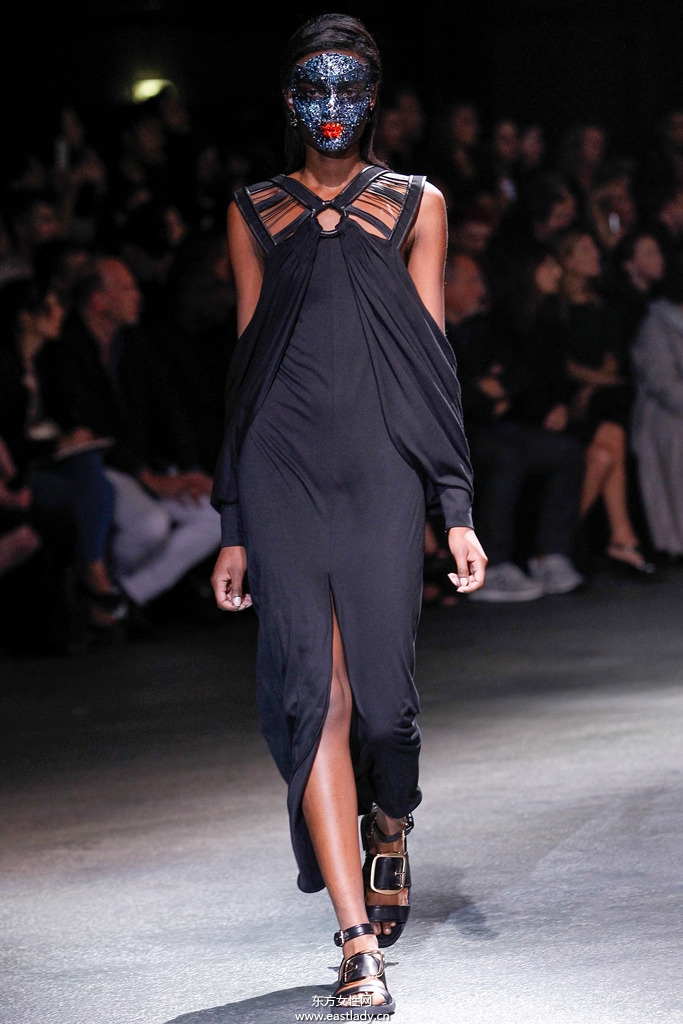 Givenchy(紀(jì)梵希)2014春夏流行服飾時(shí)尚大片