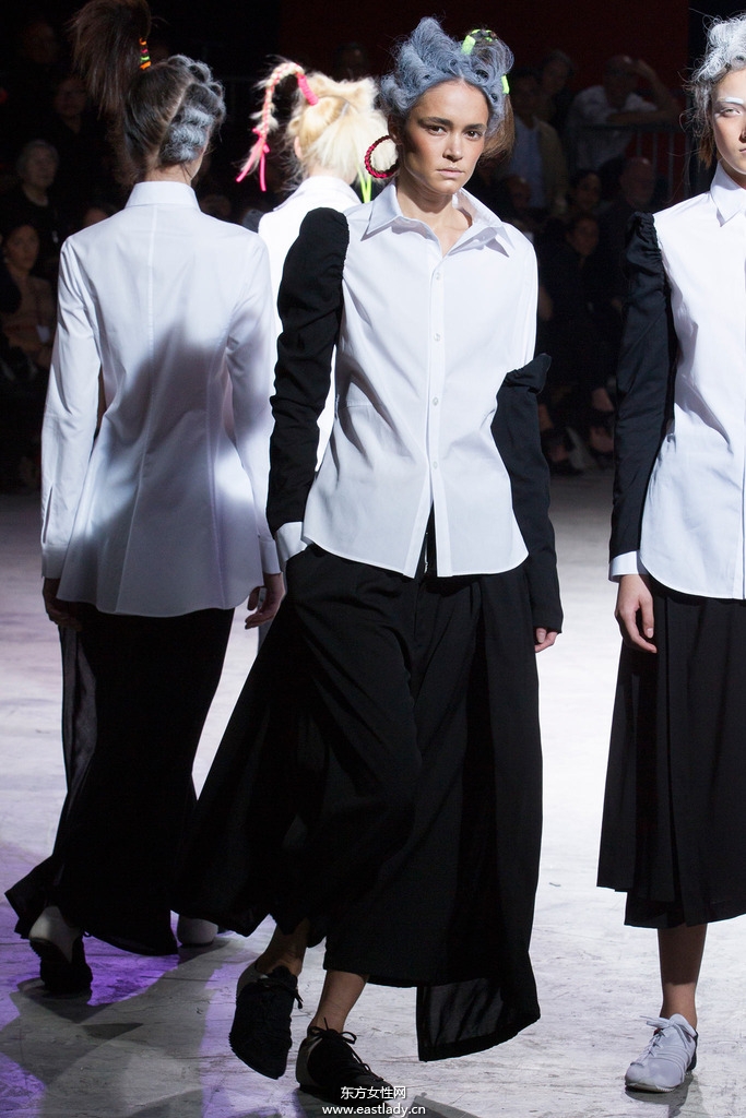 Yohji Yamamoto(山本耀司)2014春夏流行服飾時尚大片