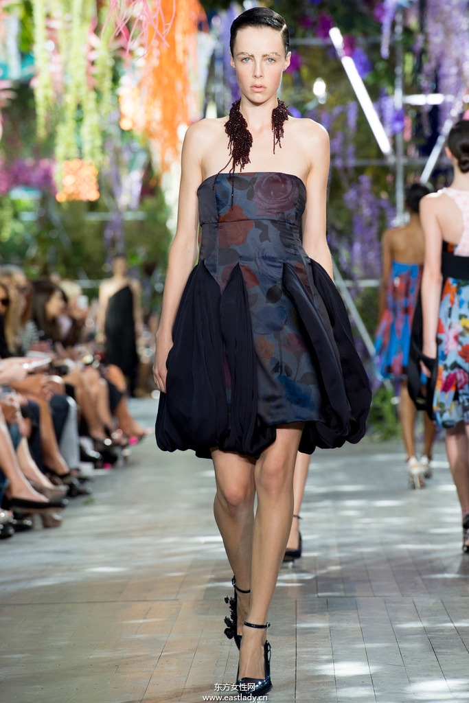 Christina Dior（克里斯汀·迪奧）2014春夏流行服飾時(shí)尚大片