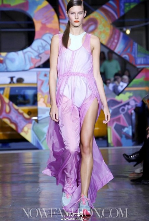 DKNY S/S 2013秋冬流行服飾時(shí)尚大片