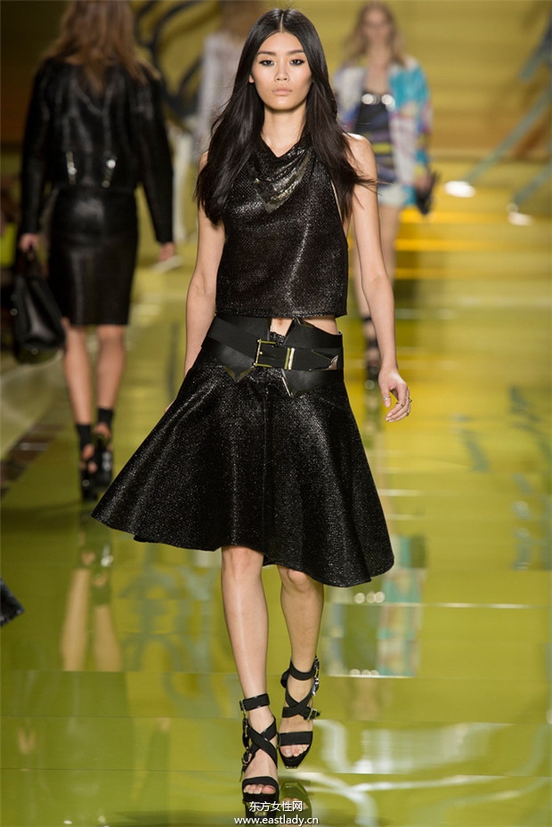 Versace（范思哲）2014春夏米蘭時(shí)裝周服裝秀
