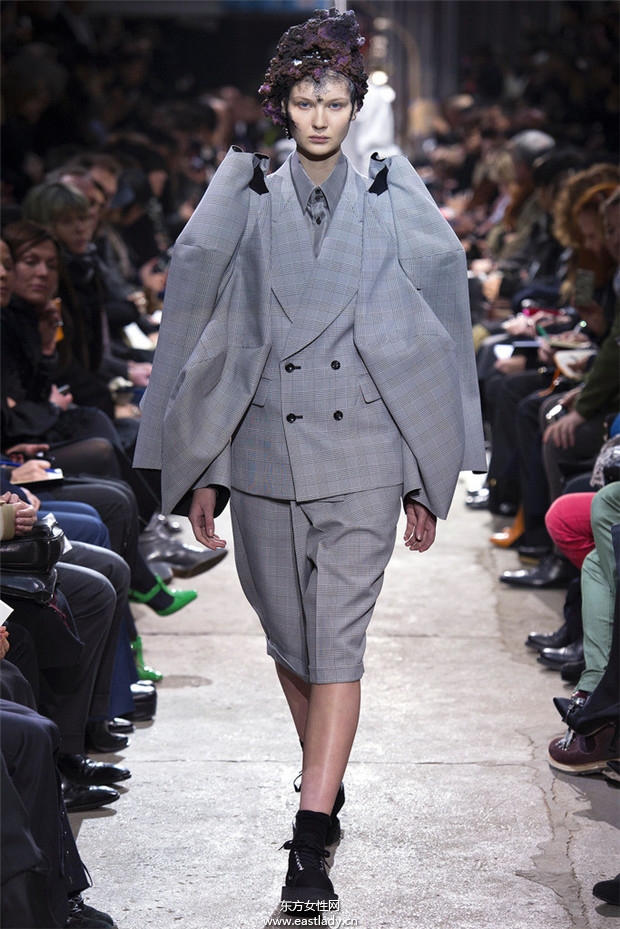 Comme des Garcons 2013秋冬流行服飾時(shí)尚大片