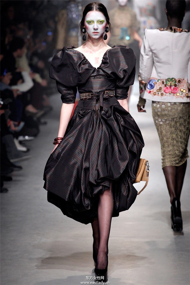 ivienne Westwood 2013秋冬流行服飾時(shí)尚大片